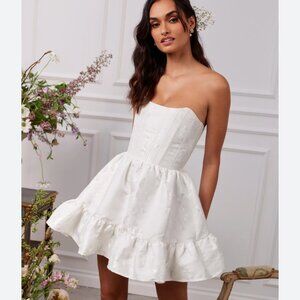 V. Chapman White Strapless Dress